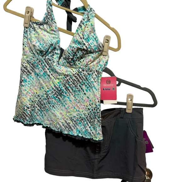 Free Country - 2 Swimsuit tops with one matching bottoms; all size Small NWT - Picture 2 of 15